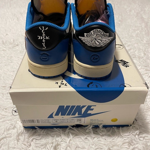 COPY - Air Jordan 1 low X OG Fragment Travis Scott - Picture 15 of 16